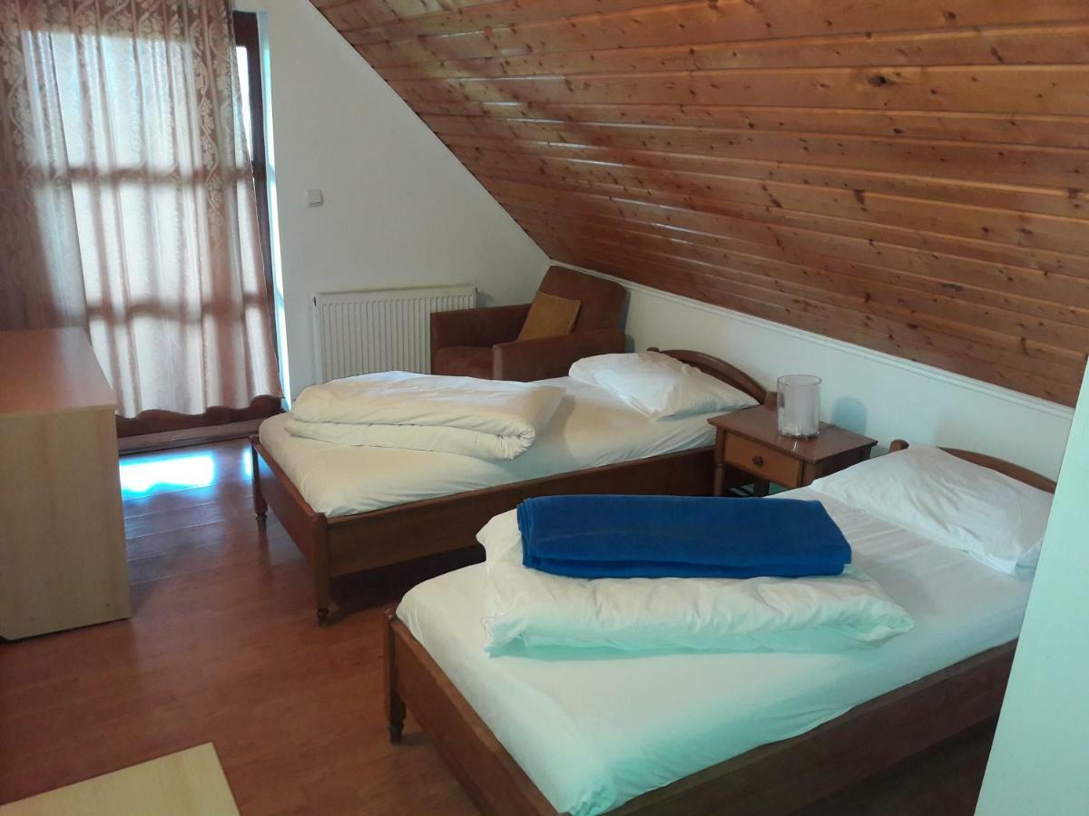 Casa Delureni Luaran gambar